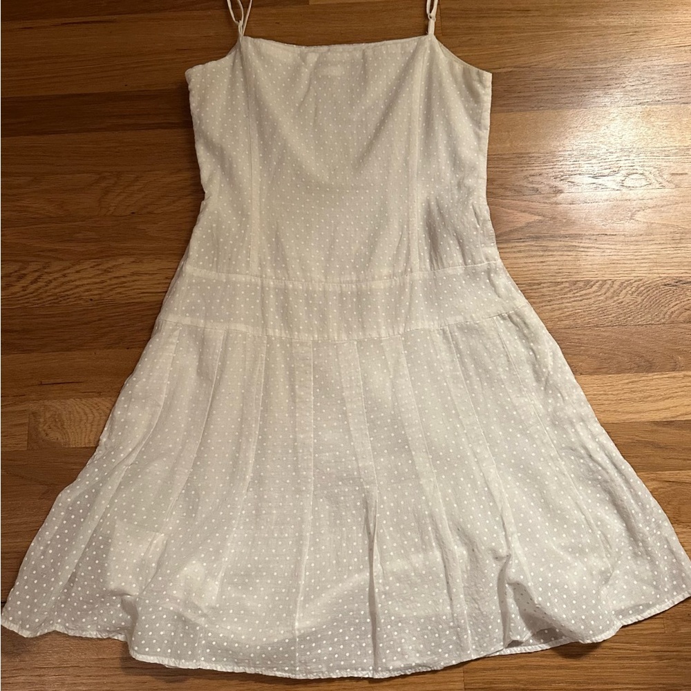 Aqua white sundress woman size small
Flowy polka dot pattern A-line